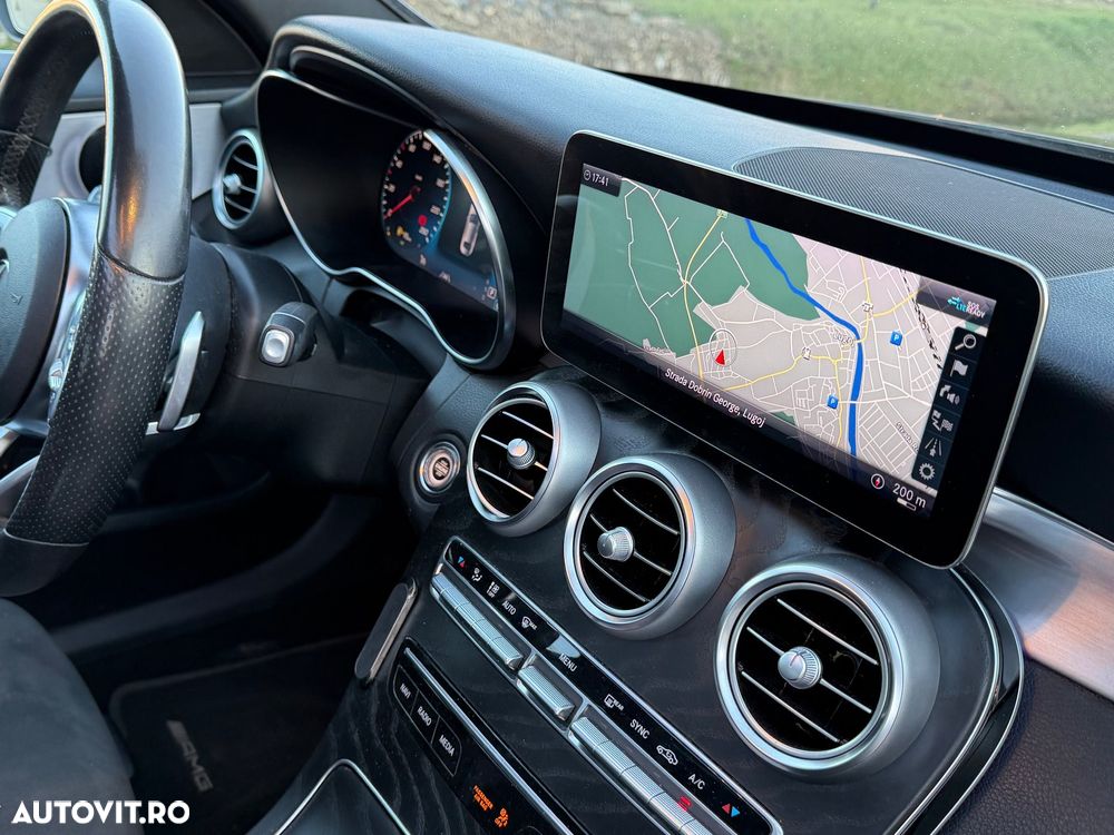 Mercedes-Benz C - 18