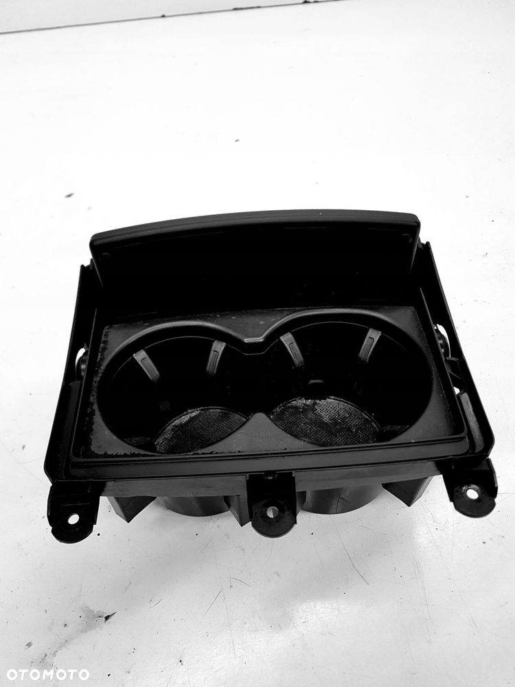 UCHWYT SCHOWEK NA KUBKI AUDI A6 C7 4G0862534 - 5