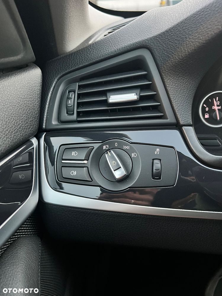 BMW Seria 5 525d - 19