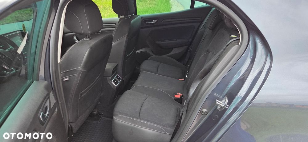 Renault Megane 1.5 Blue dCi Intens - 14