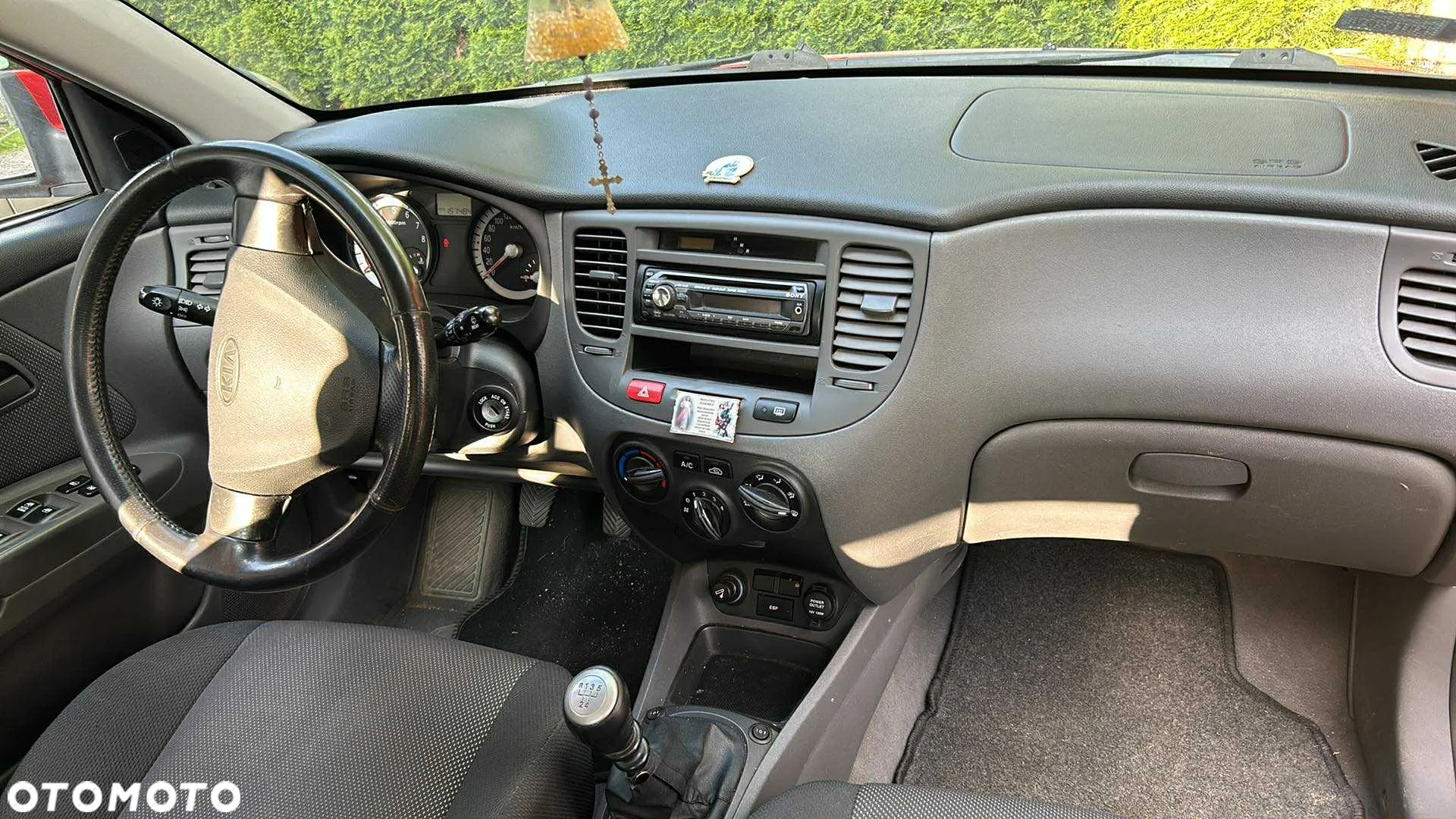 Kia Rio - 3