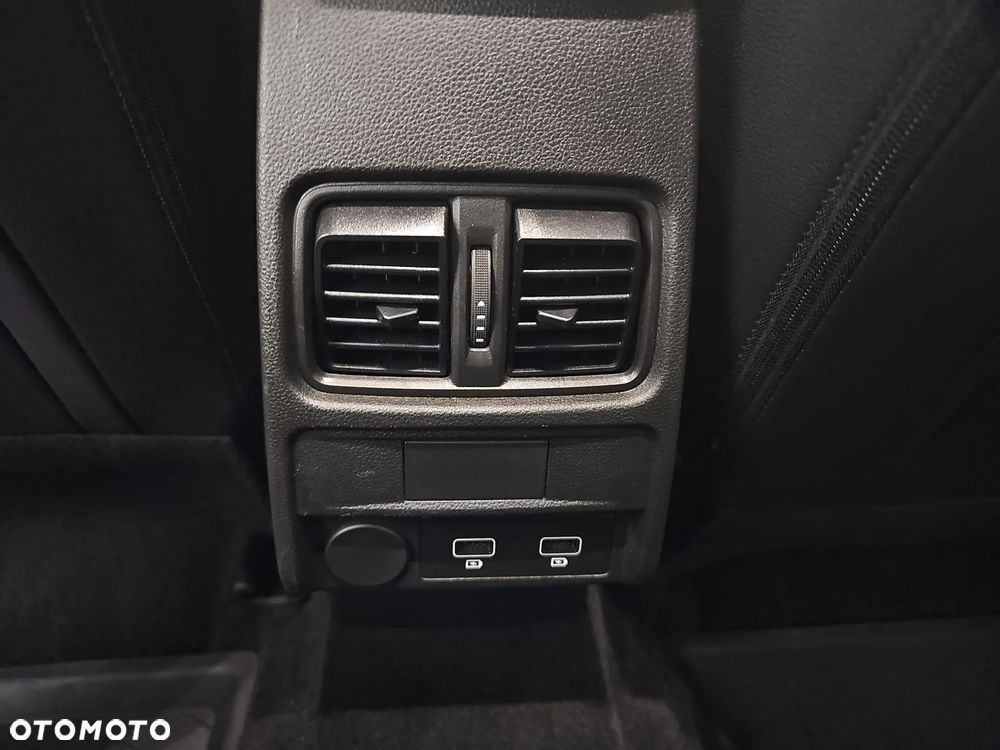 Renault Arkana 1.3 TCe mHEV Techno EDC - 34