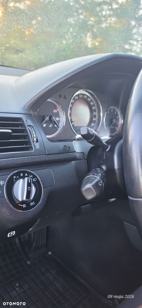 Mercedes-Benz Klasa C 180 Kompressor BlueEFFICIENCY Avantgarde - 15