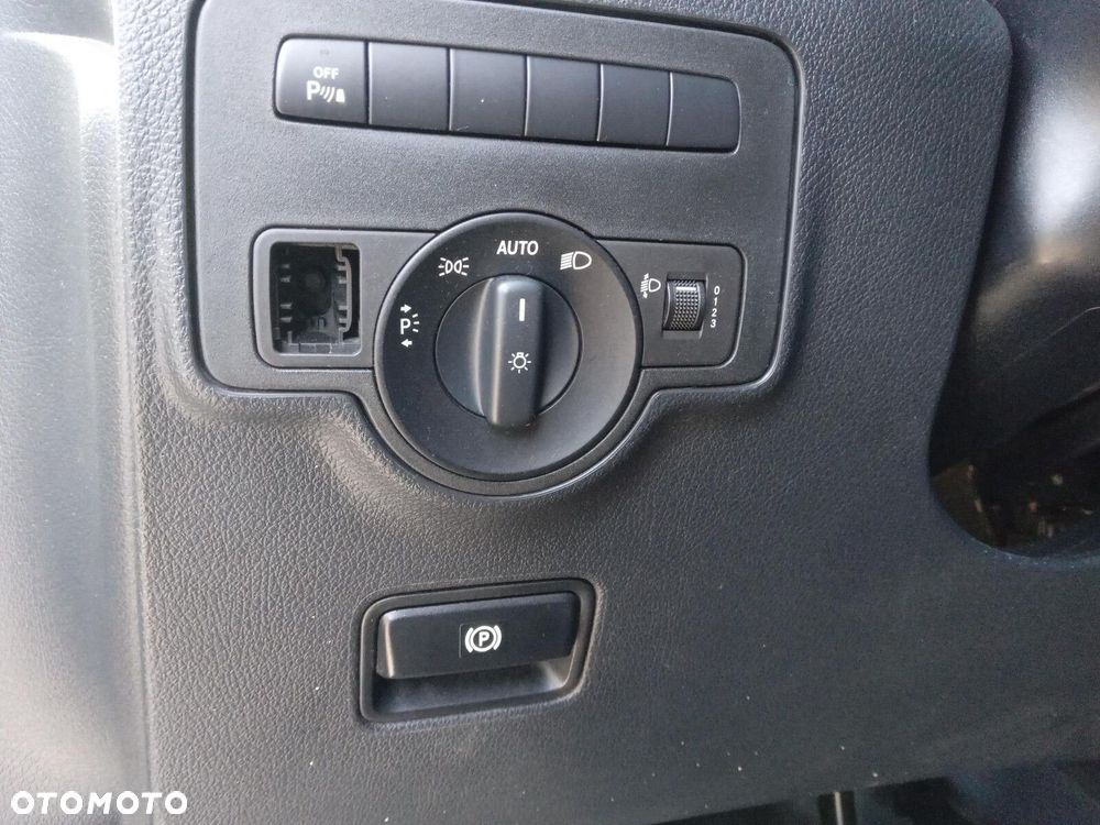Mercedes-Benz vito - 16