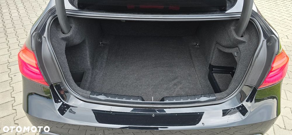 BMW Seria 3 - 25