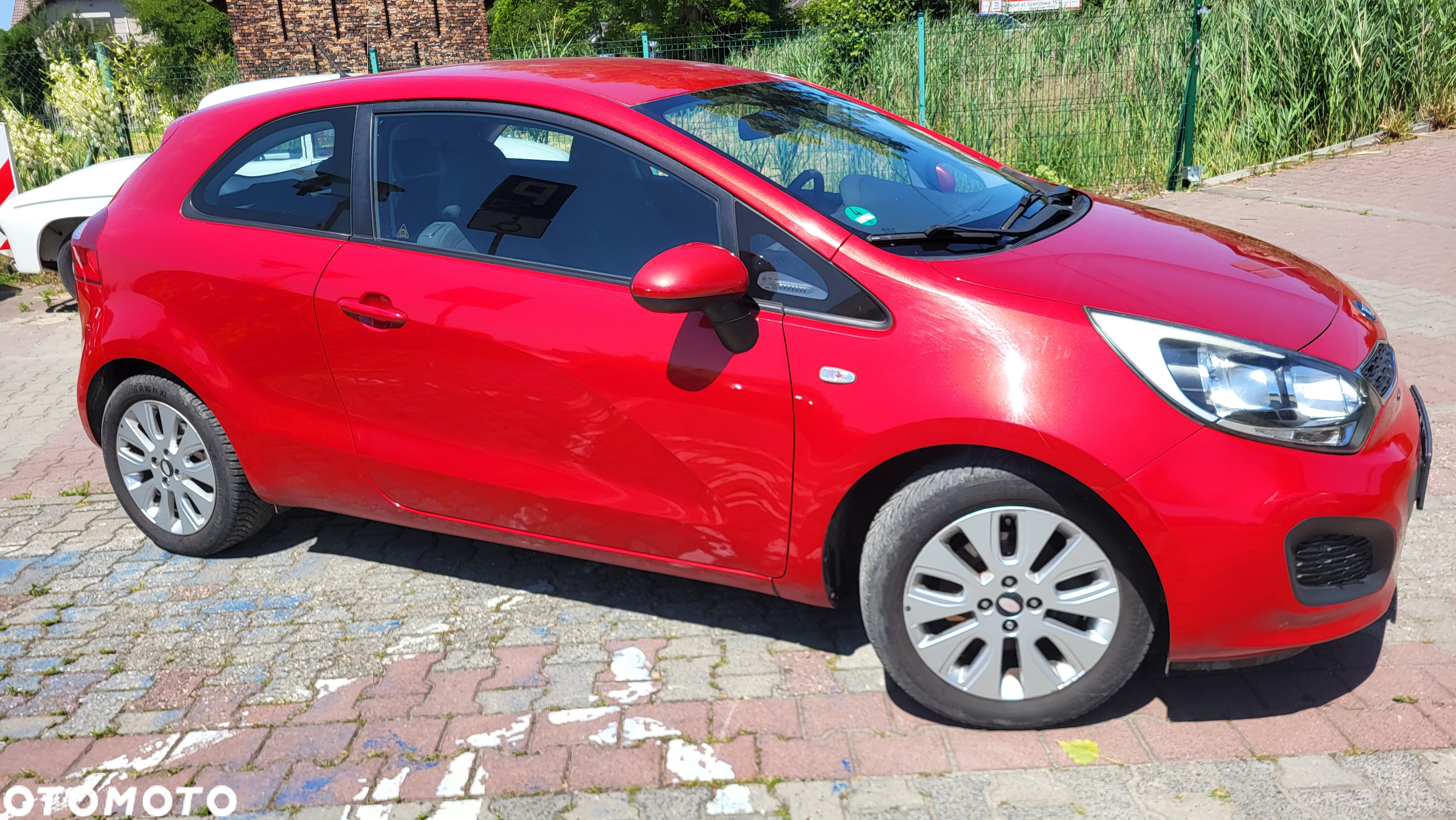 Kia Rio 1.2 Dream Team Edition - 27