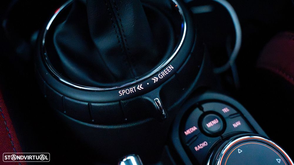 MINI 3 Portas One Aut. JCW - 18