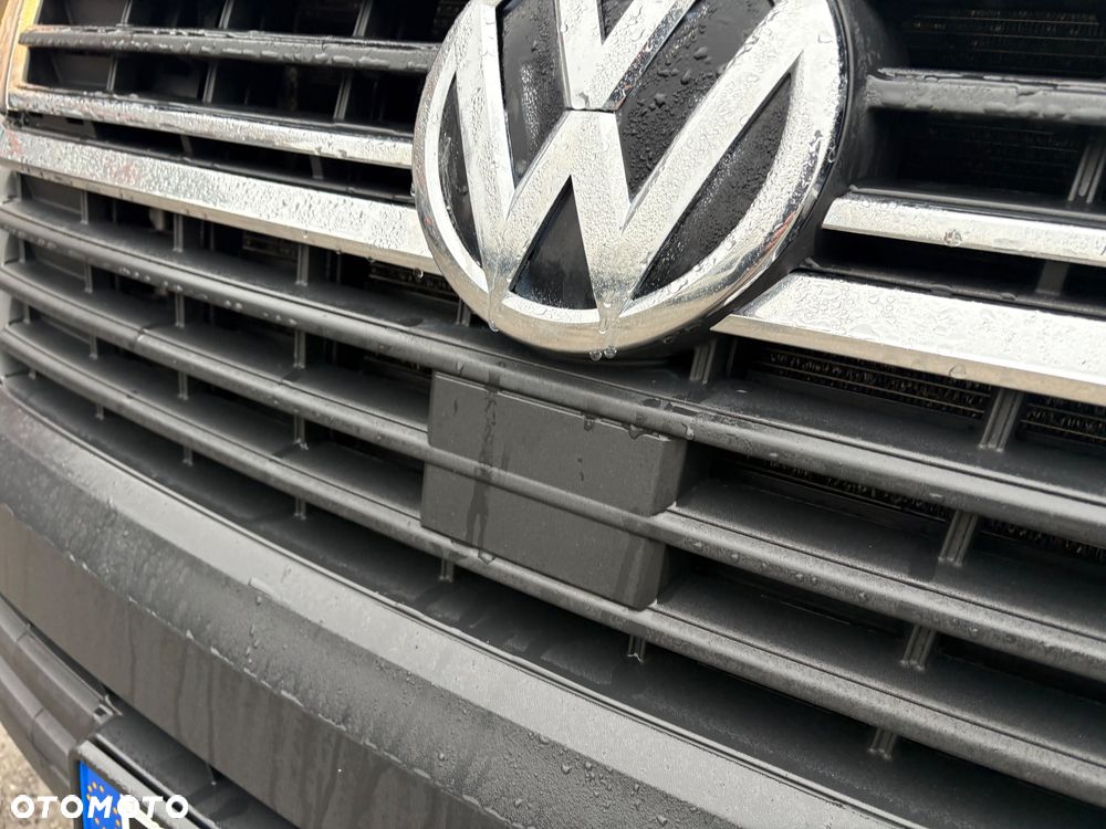 Volkswagen Transporter - 25