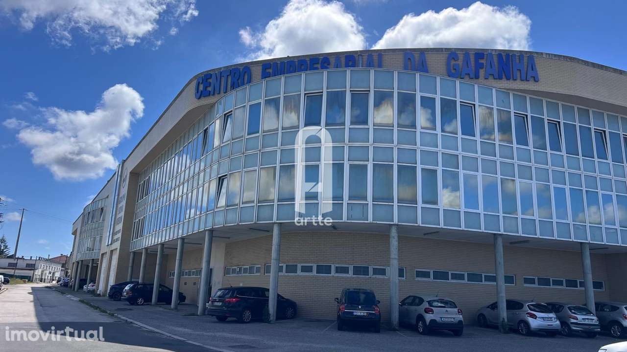 Venda 3 Armazens e 1 escritório na Gafanha da Nazaré - Grande imagem: 3/8