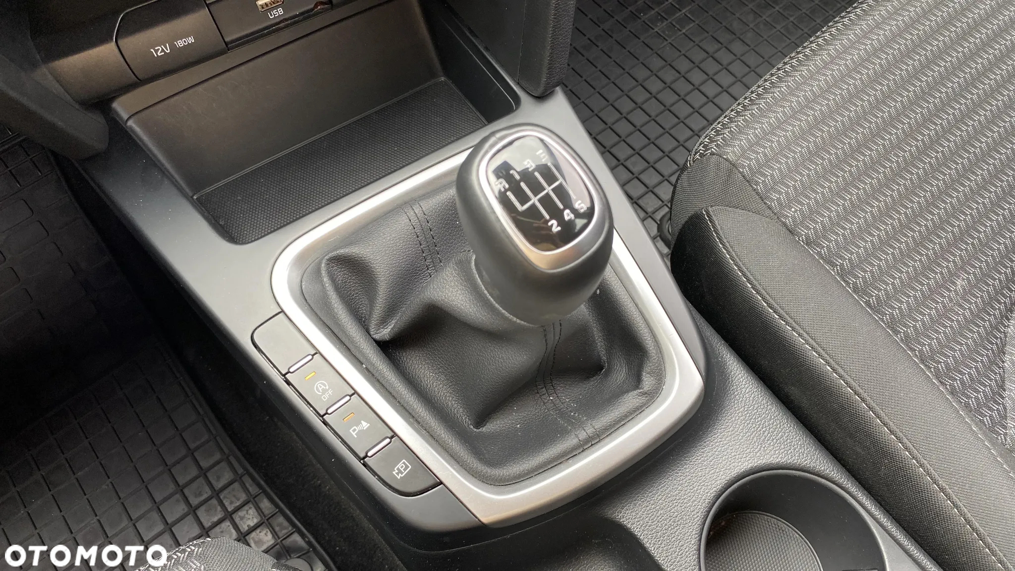 Kia Ceed 1.5 T-GDI M - 14