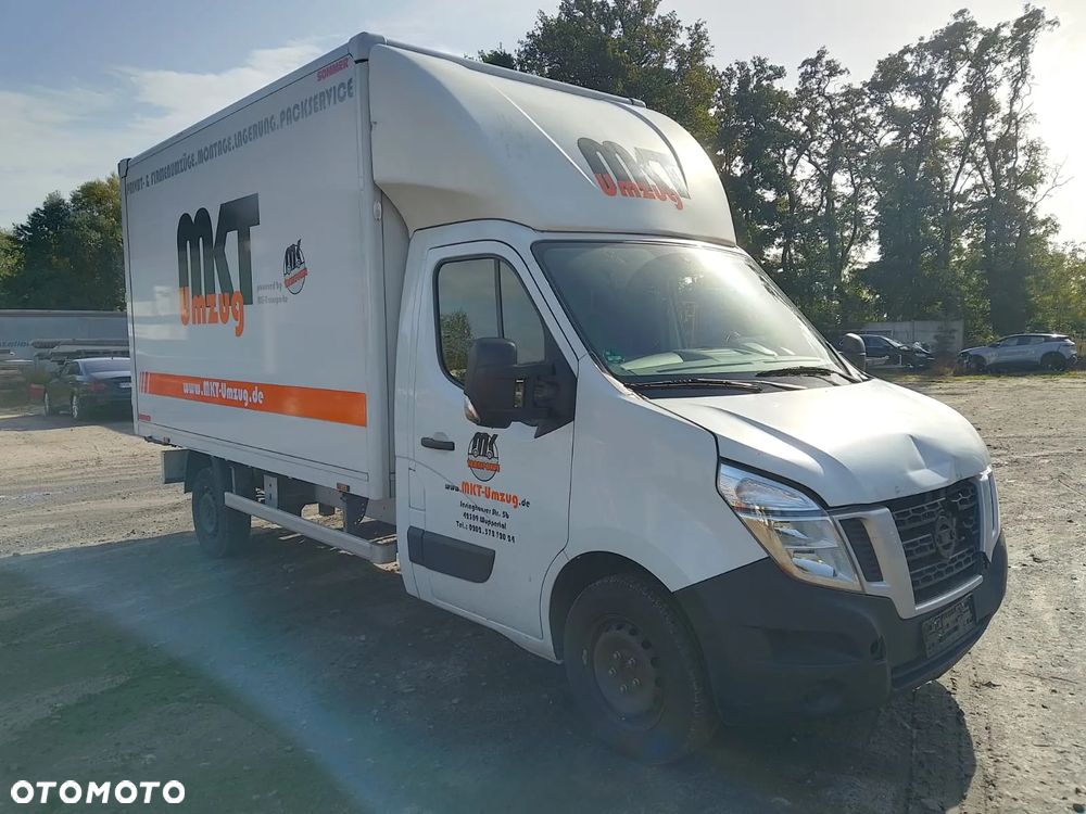 Nissan NV400 - 3