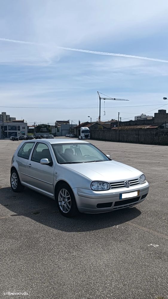 VW Golf 1.9 TDi Highline - 11