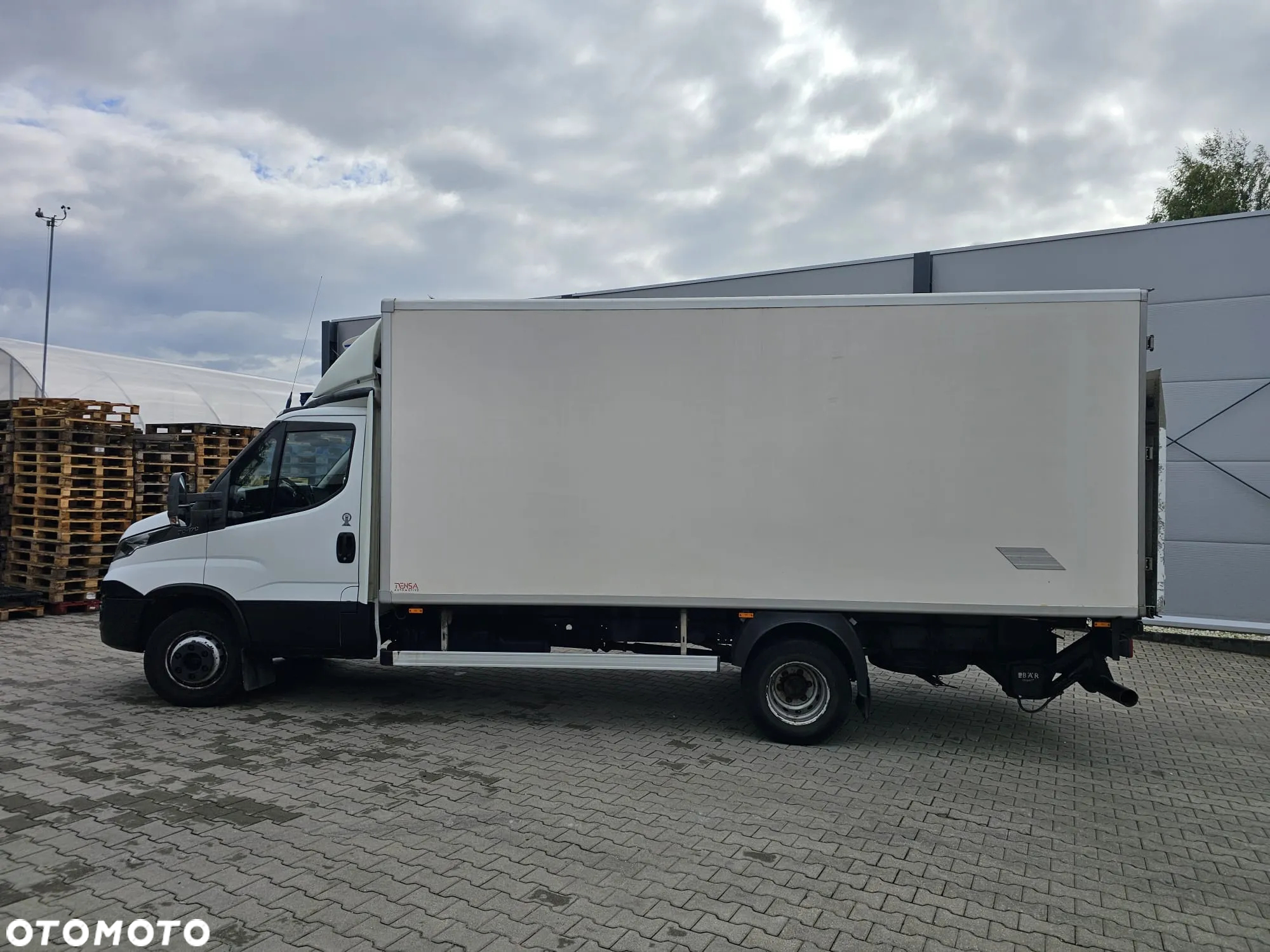 Iveco 70C17 - 12