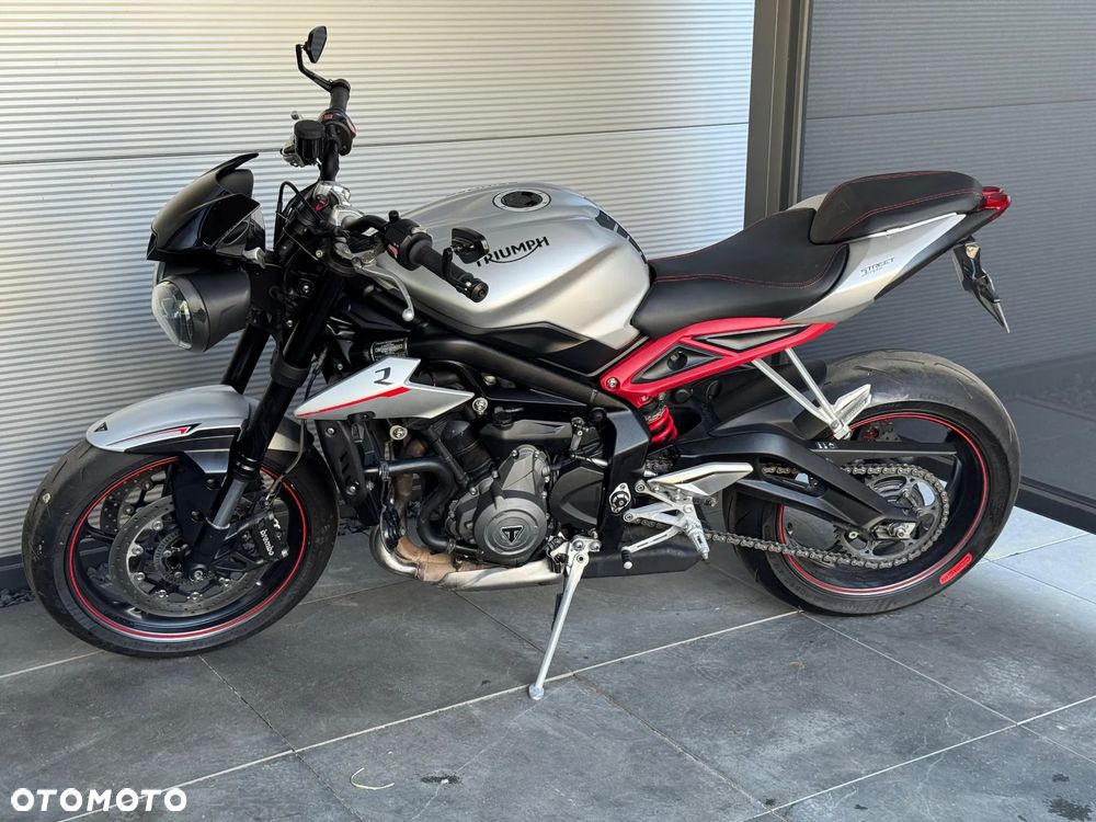 Triumph Street Triple - 5