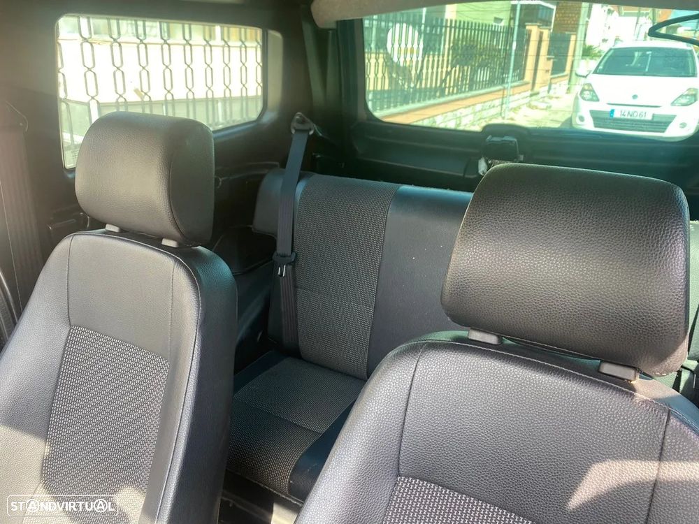 Aixam Crossover - 10