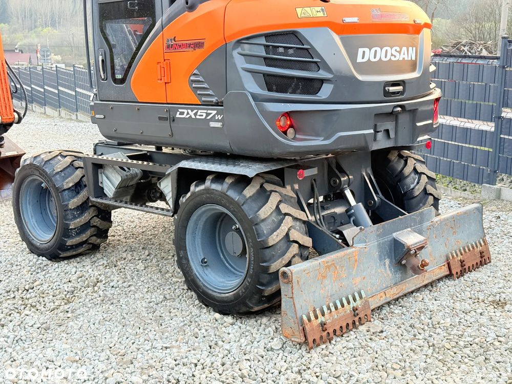 Doosan DOOSAN DX57W *ROTOTILT* 2200 Motogodzin * Jak Nowa * Sprowadzona * Stan Perfekcyjny - 11
