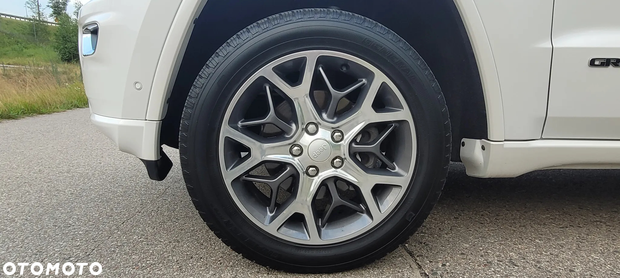 Jeep Grand Cherokee 3.6 V6 Overland - 19