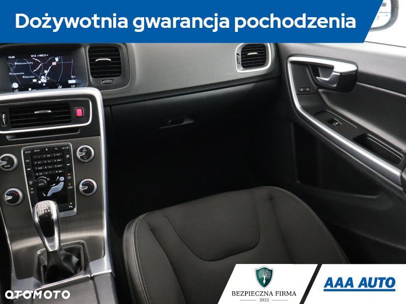 Volvo V60 - 10