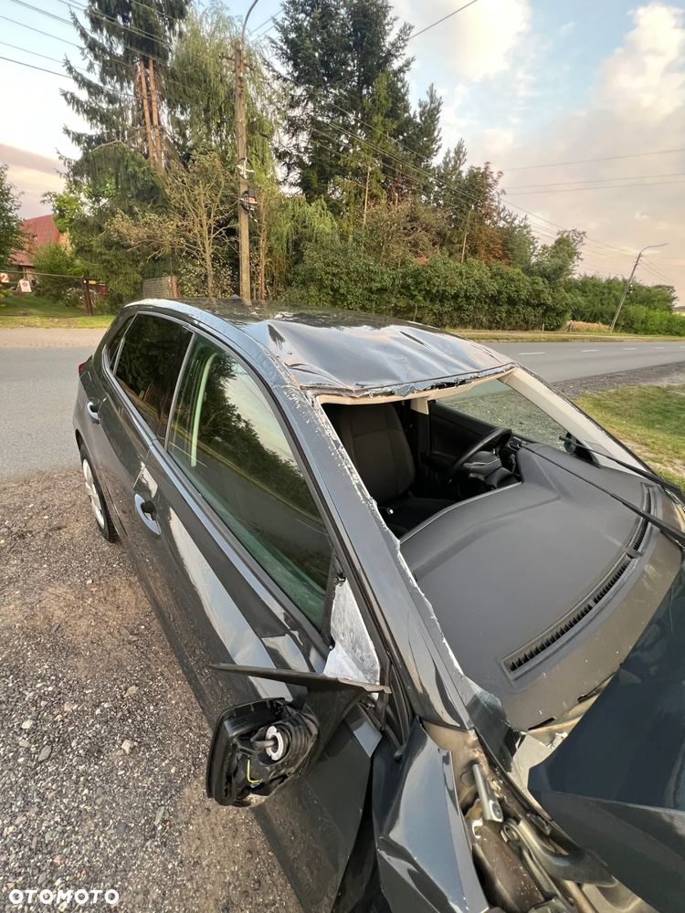 Volkswagen Polo - 13