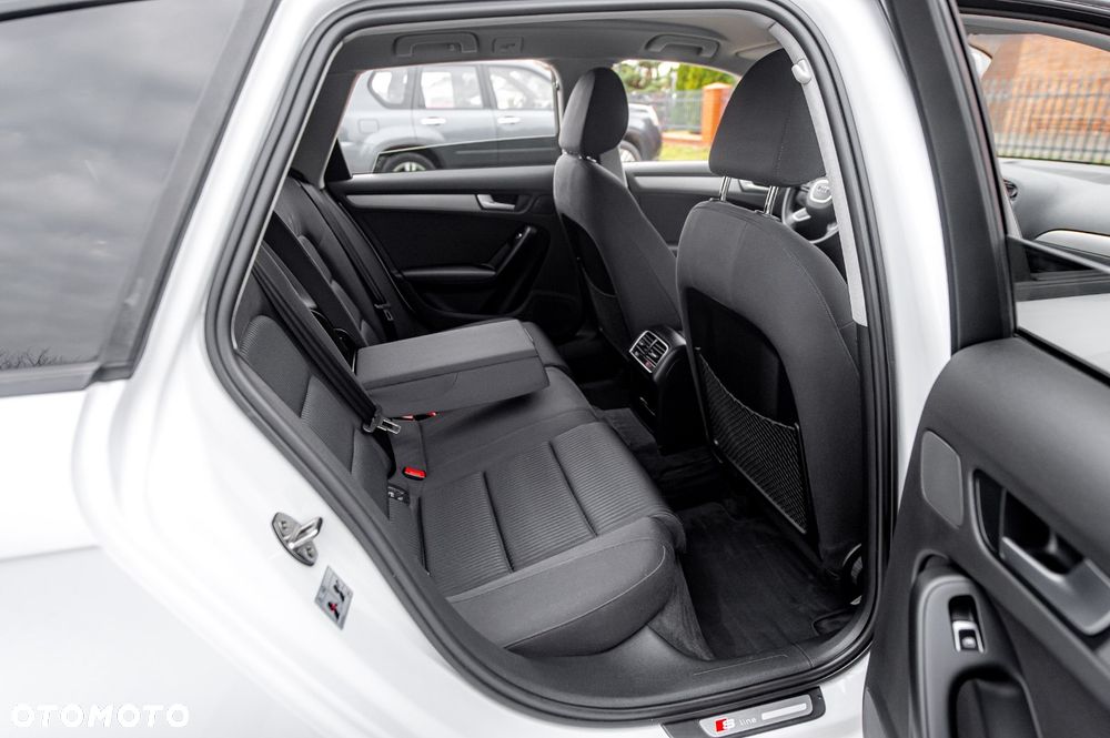 Audi A4 Avant 2.0 TFSI quattro S tronic S line Sportpaket - 35