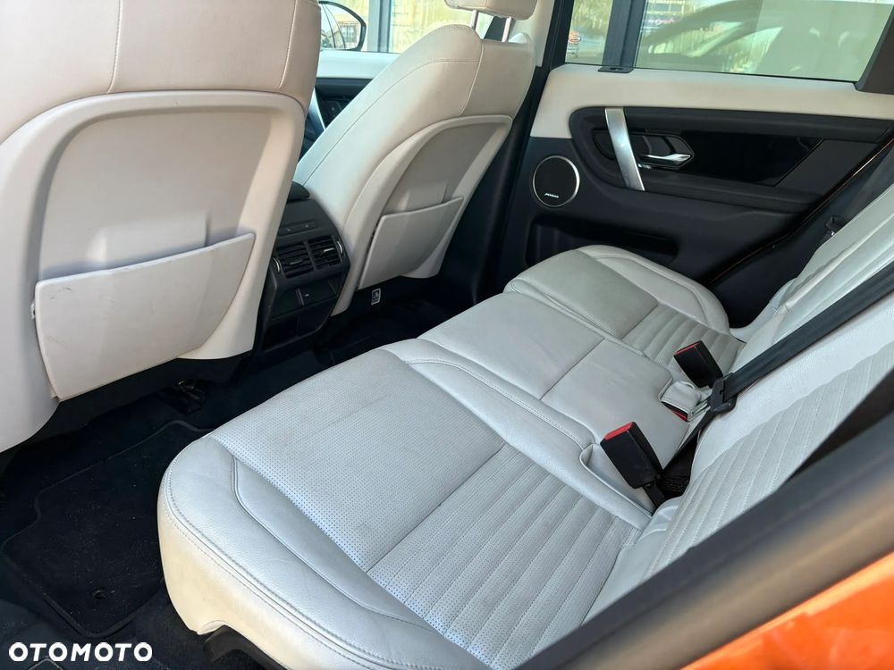 Land Rover Discovery Sport 2.0 P200 mHEV S - 26