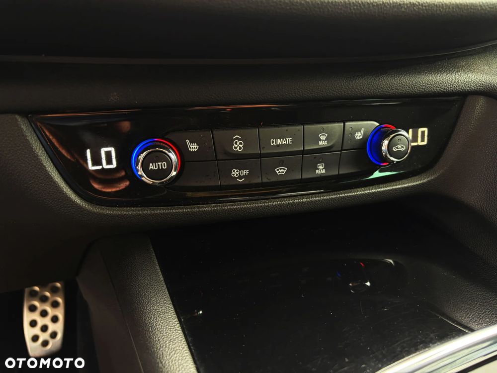 Opel Insignia 2.0 CDTI Innovation S&S - 32