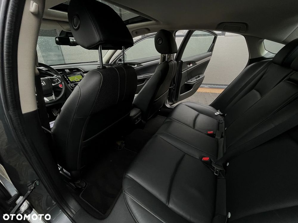 Honda Civic 1.5 i-VTEC Turbo Executive - 35