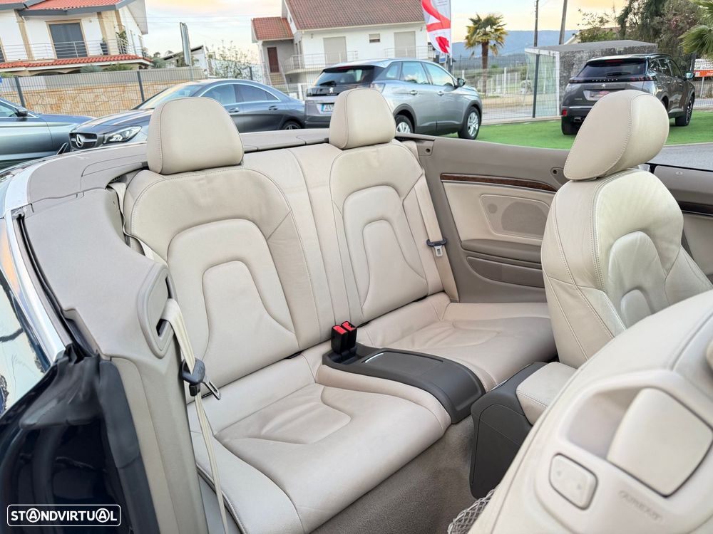 Audi A5 Cabrio 2.0 TDi S-line - 36