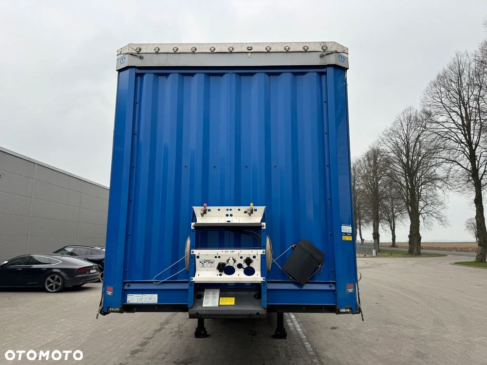 Krone SD Firanka Certyfikat XL, Dach podnoszony - 6