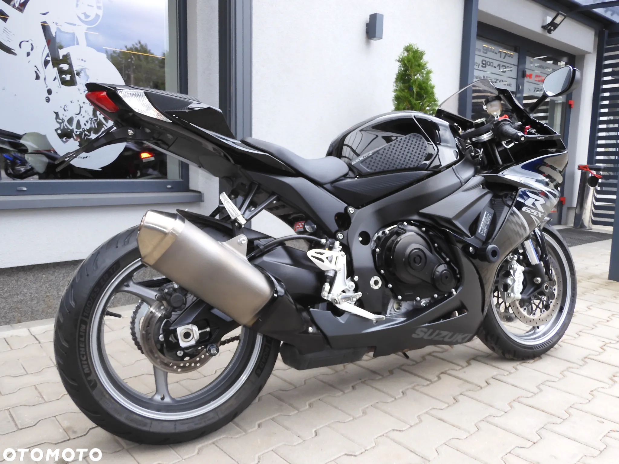 Suzuki GSX-R - 18