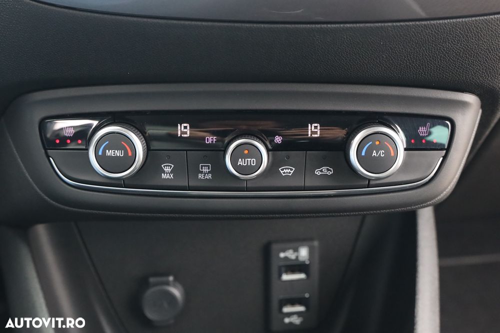 Opel Crossland 1.2 - 17