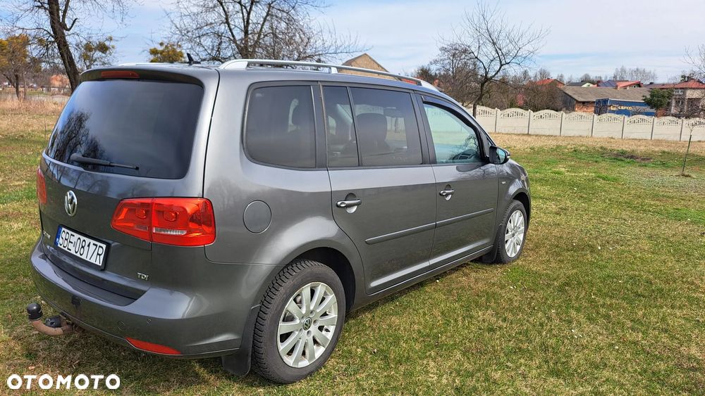 Volkswagen Touran 1.6 TDI DPF MATCH - 9