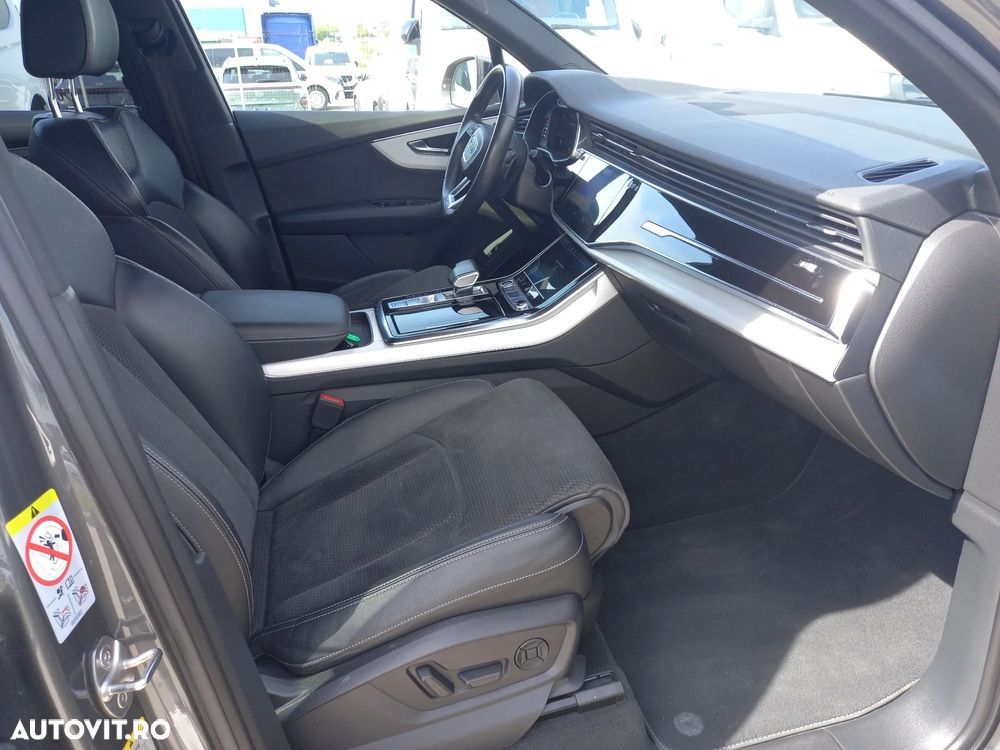 Audi Q7 - 16