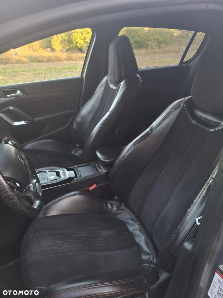 Peugeot 308 - 9