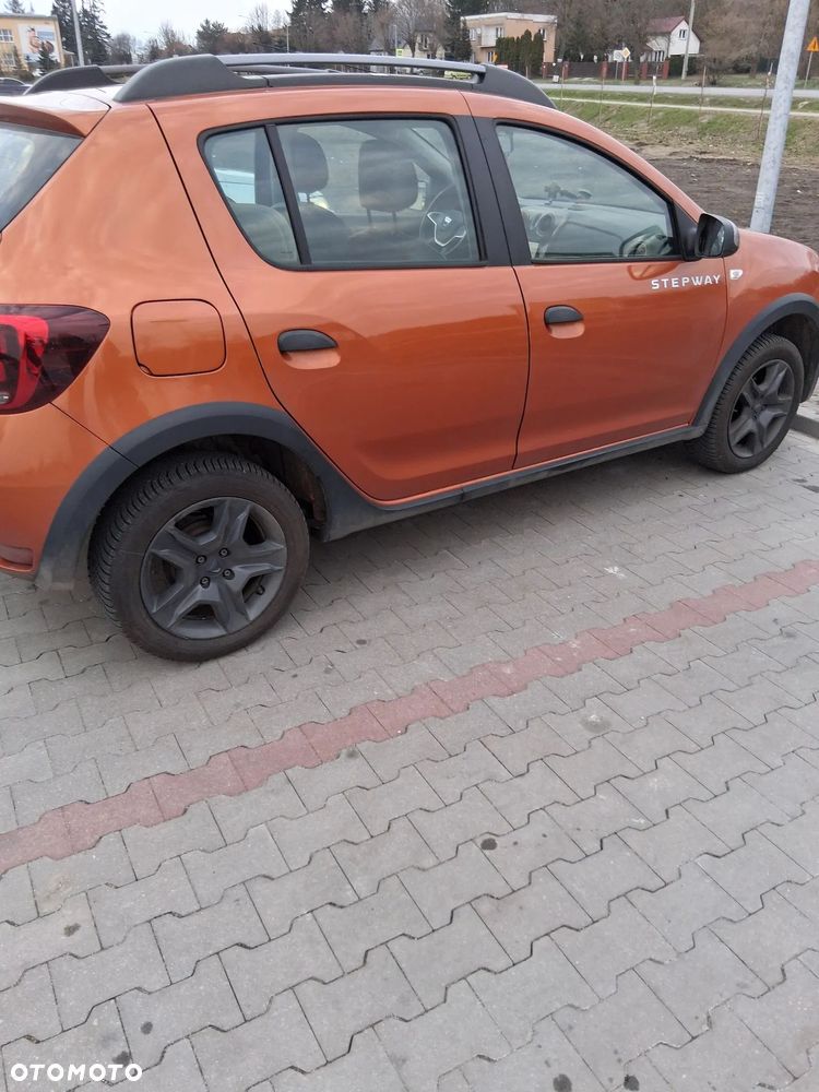 Dacia Sandero Stepway 0.9 TCe Laureate S&S - 8
