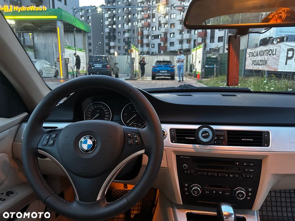 BMW Seria 3 330xd - 12