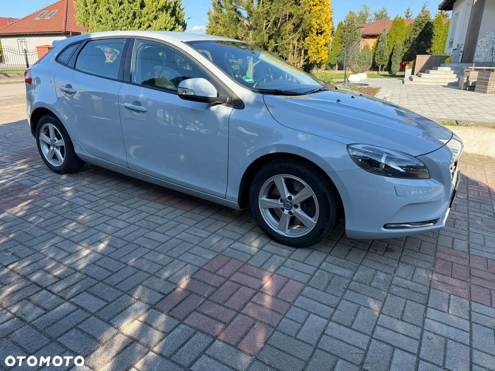 Volvo V40 D3 You - 6