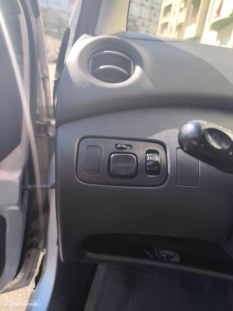 Toyota Yaris 1.0 Multi-Mode Sol - 12