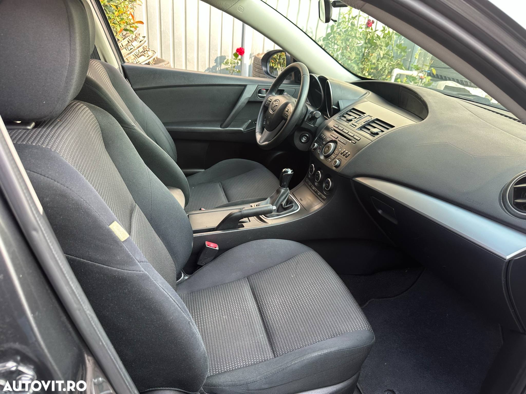 Mazda 3 1.6 MZR Active - 5