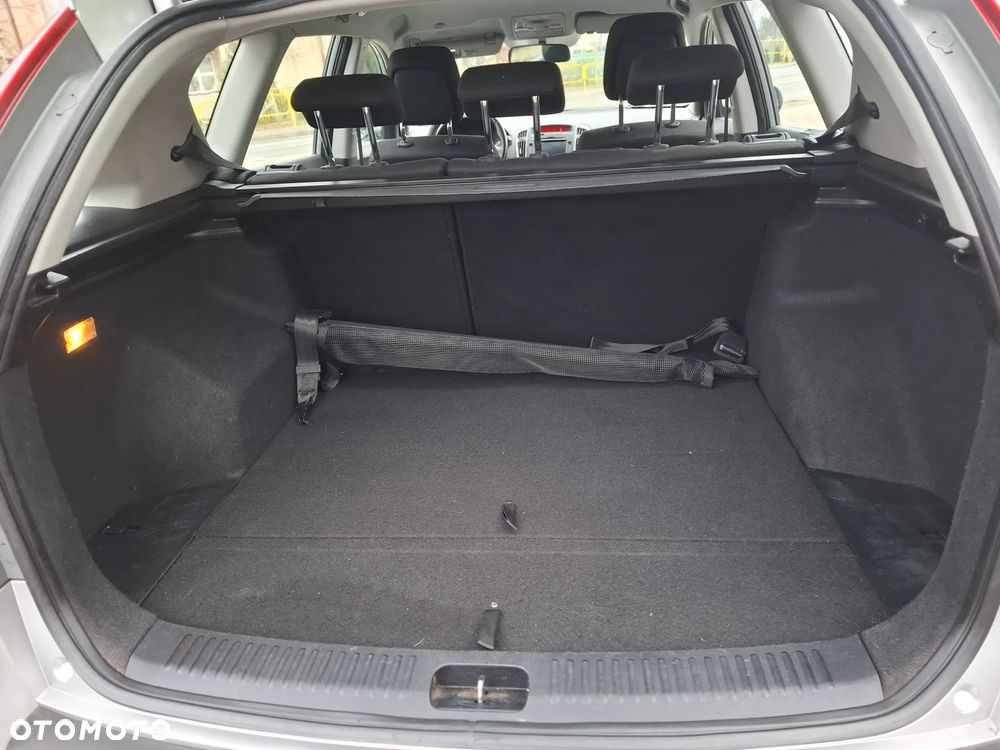 Kia Ceed 1.4 CVVT Dream-Team Edition - 27