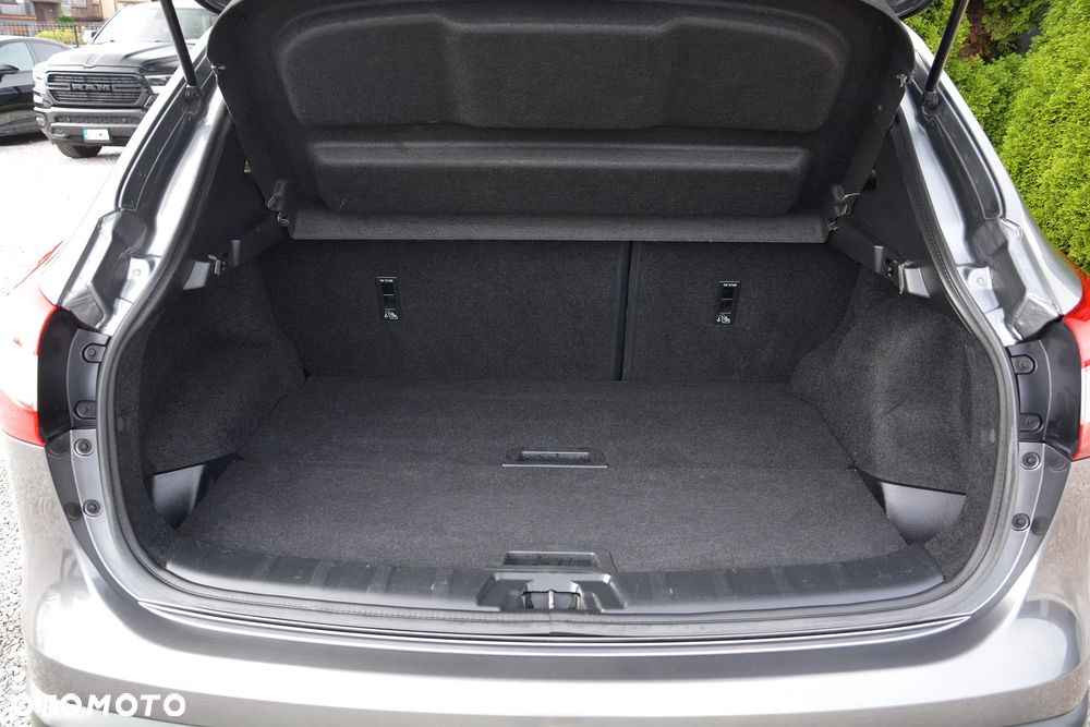 Nissan Qashqai 1.6 DIG-T Tekna - 14