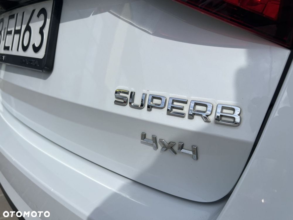 Skoda Superb 2.0 TDI 4x4 Style DSG - 21