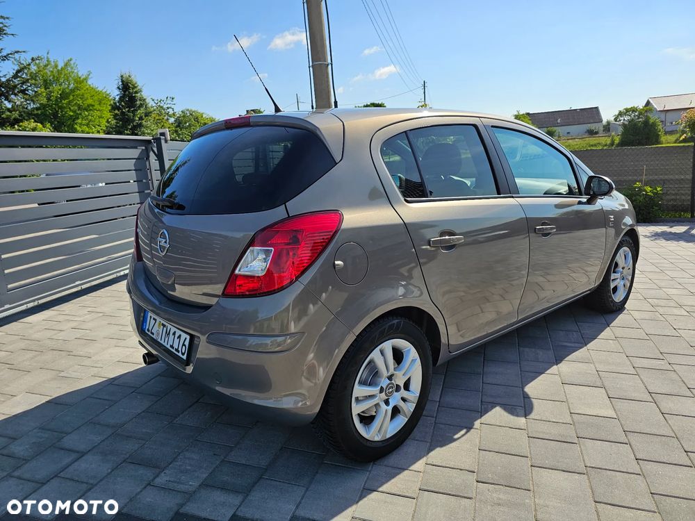 Opel Corsa 1.4 16V Automatik 150 Jahre - 17