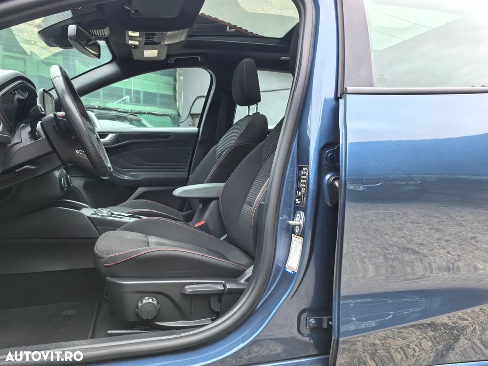 Ford Focus 1.5 EcoBlue Start-Stopp-System Aut. ST-LINE - 10