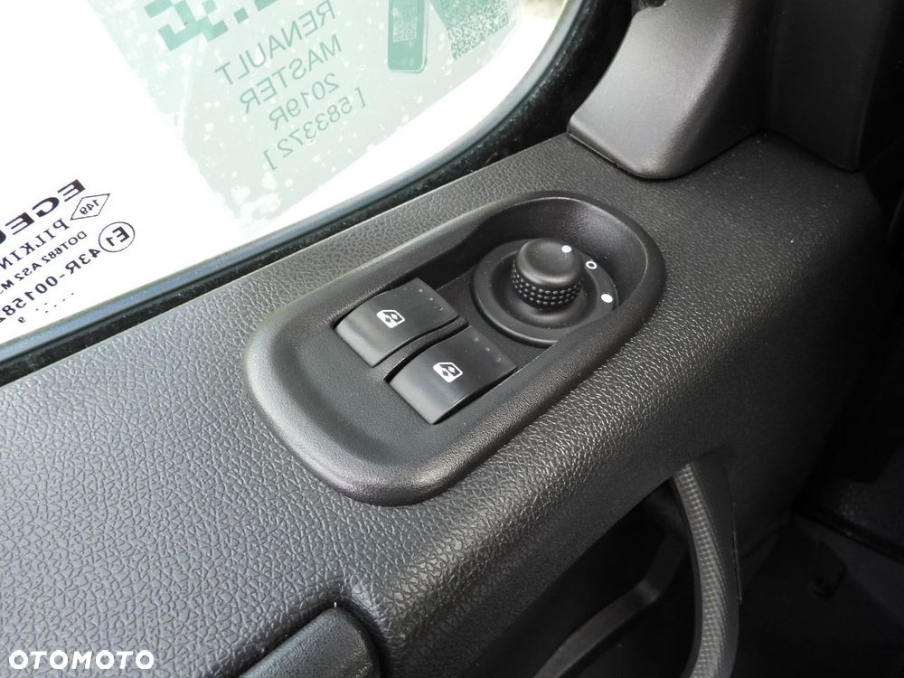 Renault MASTER  FURGON CHŁODNIA  -20*C ZASILANIE 230V TEMPOMAT KLIMATYZACJA  145KM - 25