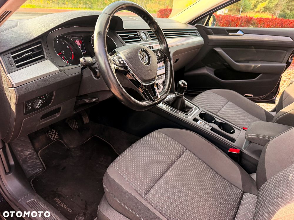 Volkswagen Passat 1.4 TSI ACT (BlueMotion Technology) Highline - 34