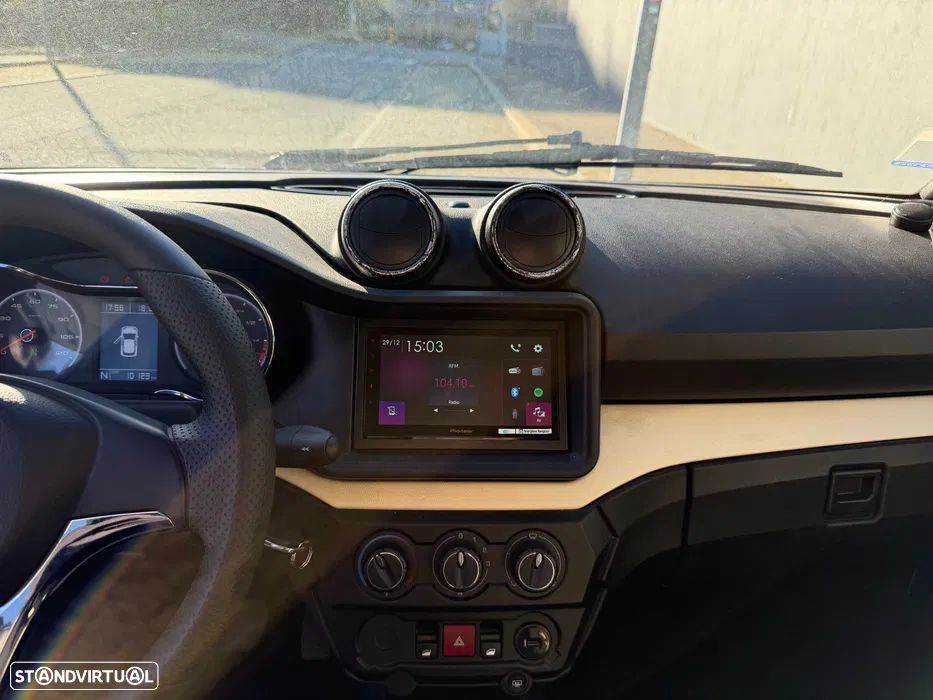 Aixam Crossline - 12