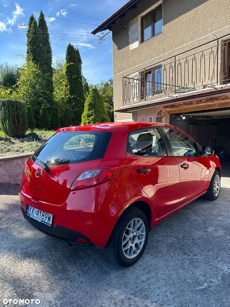 Mazda 2 - 4