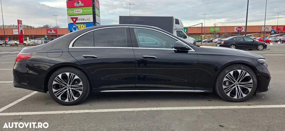Mercedes-Benz E 220 d 4Matic 9G-TRONIC Edition AMG Line - 4