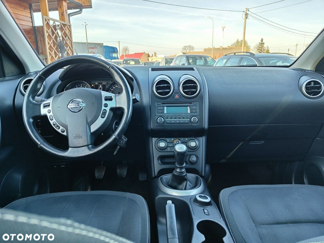 Nissan Qashqai+2 - 14